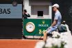 Roland-Garros Jannik Sinner, le n°1 mondial out : ses mots après sa défaite...