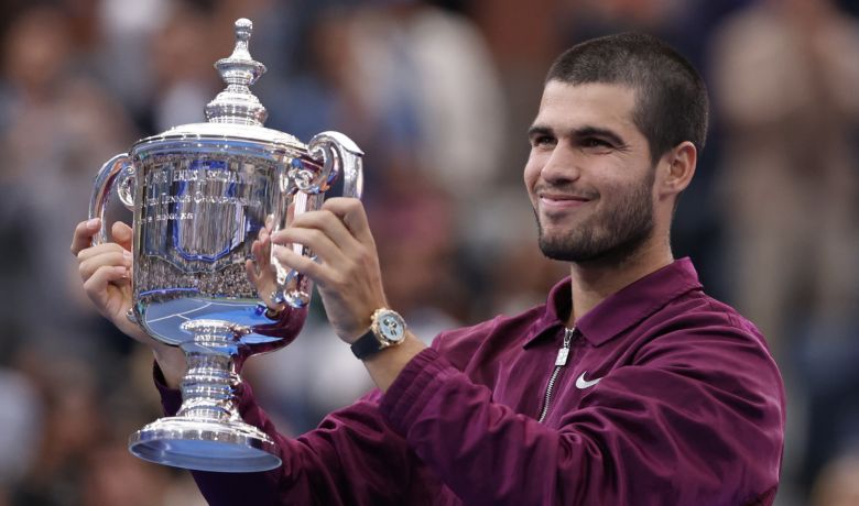 https://www.tennisactu.net/photo/news/images/ALCARAZ%20Carlos/cr%C3%A9dit%20%40atptour%20usopen25%20titre.png