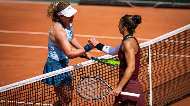 https://www.tennisactu.net/photo/news/images/ERRANI%20Sara/%40JJLovesTennis%20WTA%20Errani%20last.jpg