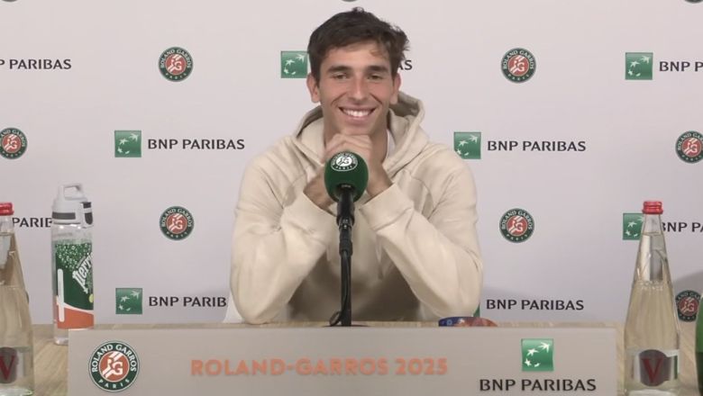 https://www.tennisactu.net/photo/news/images/GIGANTE%20Matteo/%40ROLANDGARROS%20Gigante%20conf%20252t.jpg