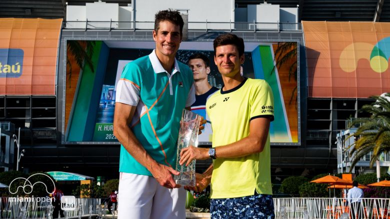 ATP - Miami (D) - Après son titre avec Sock, Isner s'impose avec Hurkacz
