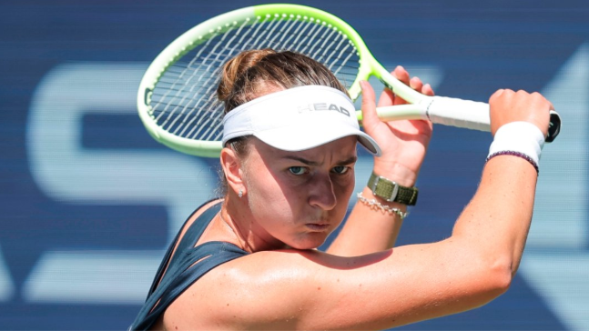 https://www.tennisactu.net/photo/news/images/KREJCIKOVA%20Barbora/Krejcikova%20%40usopen%20R1.png