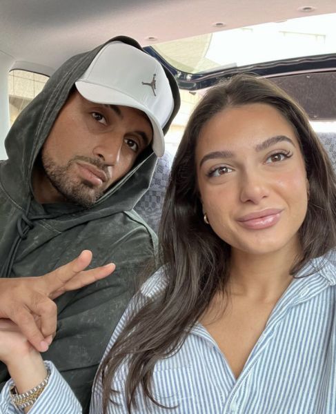 Kyrgios évoque sa copine : «Rien n'aurait été possible sans elle»