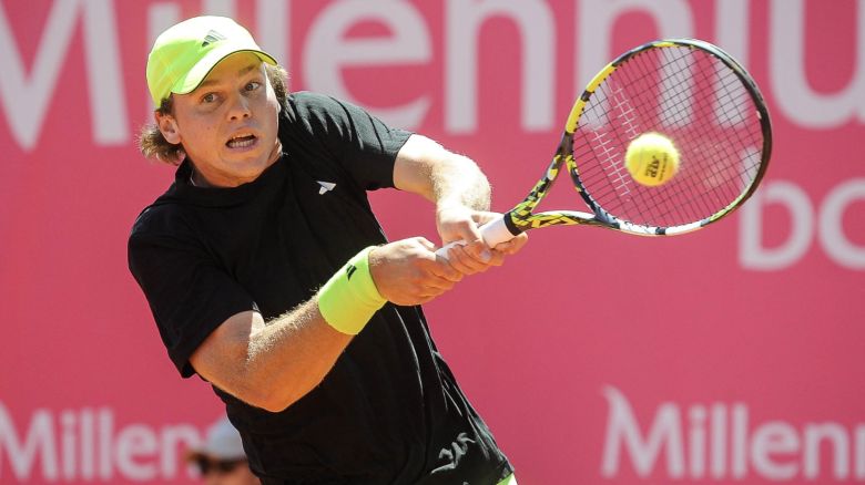 https://www.tennisactu.net/photo/news/images/MICHELSEN%20Alex/%40EstorilOpen%20michelsen%20.jpg