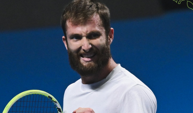 https://www.tennisactu.net/photo/news/images/MOUTET%20Corentin/Moutet%20%40Almatyopen.png