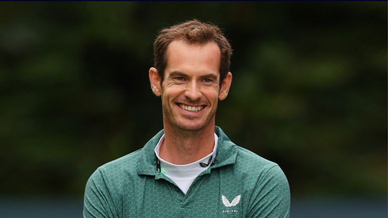 https://www.tennisactu.net/photo/news/images/MURRAY%20Andy/Murray%20golf%20%40dunhilllinks.png
