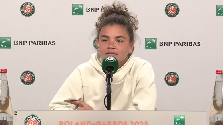 https://www.tennisactu.net/photo/news/images/PAOLINI%20Jasmine/%40rolandgarros%20paolini%20MDRG25.jpg