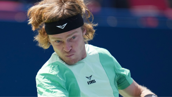https://www.tennisactu.net/photo/news/images/RUBLEV%20Andrey/Rublev%20%40NBOtoronto.png