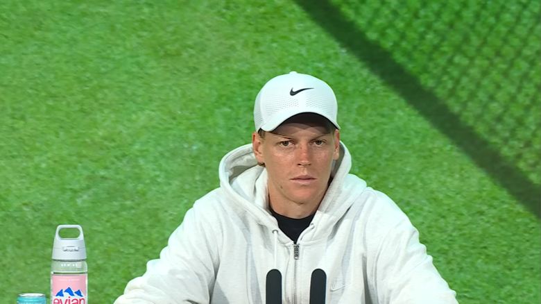 https://www.tennisactu.net/photo/news/images/SINNER%20Jannik/Sinner%20Wim26%20SF%20press%20conf%20%40Wimbledon.png