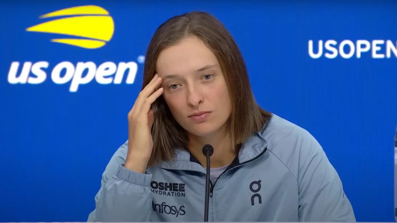 https://www.tennisactu.net/photo/news/images/SWIATEK%20Iga/%40usopen%20swiatek2025%203t(1).jpg