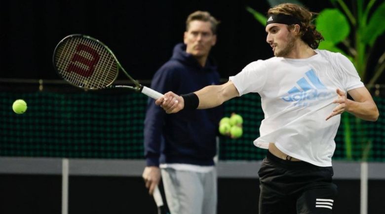 ATP - Rotterdam - Tsitsipas : 'Thomas Enqvist est là pour m'aider'