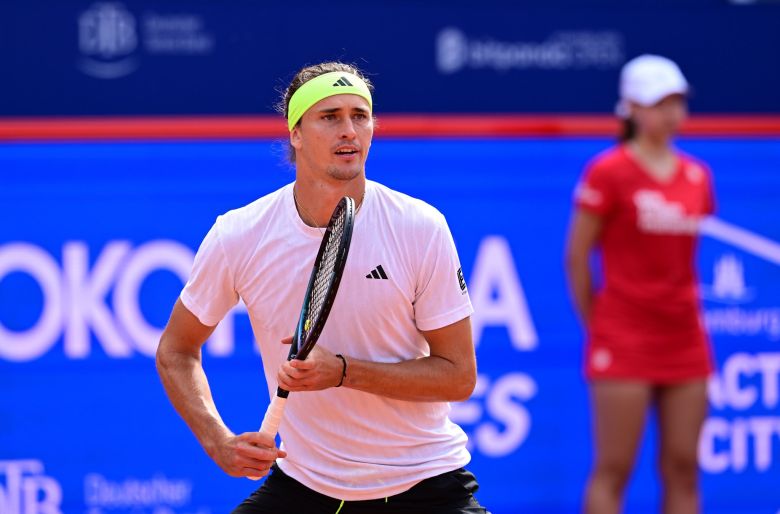https://www.tennisactu.net/photo/news/images/ZVEREV%20Alexander/%40hamburgopenatp%20Zverev25.jpeg